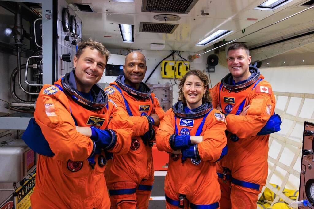 The four astronauts, from left to right: Raid Wiseman, Victor Glover, Christina Koch, and Jeremy Hansen.